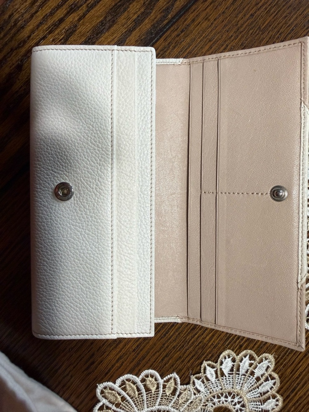 Jimmy Choo Bicolor Leather Continental Wallet & Passport Holder - Beige & Cream - Picture 4 of 16